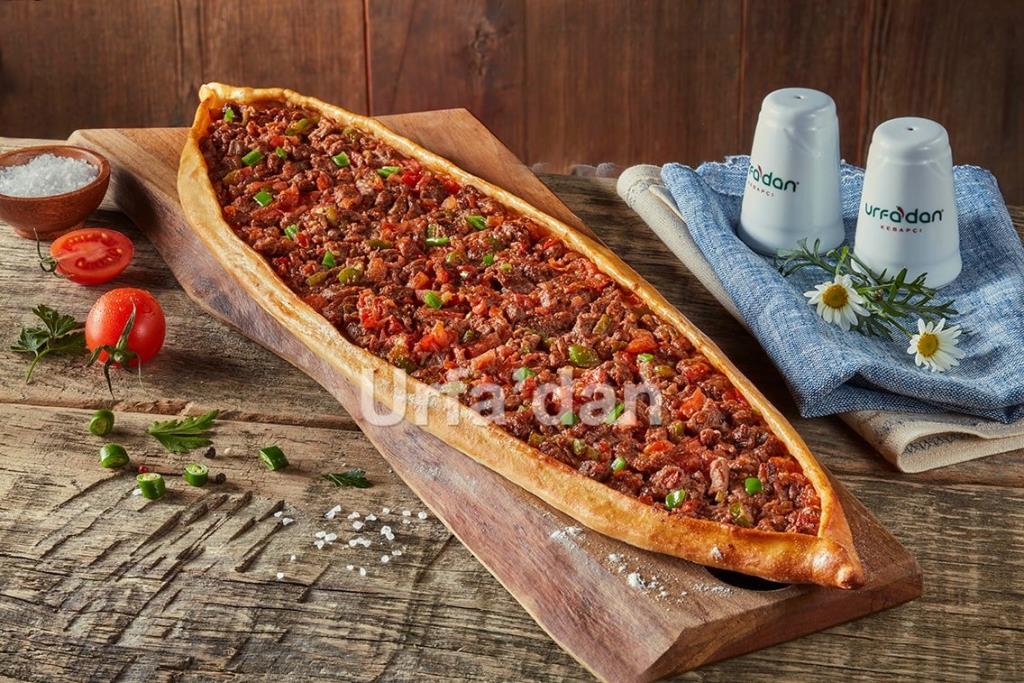 Kuşbaşılı Pide